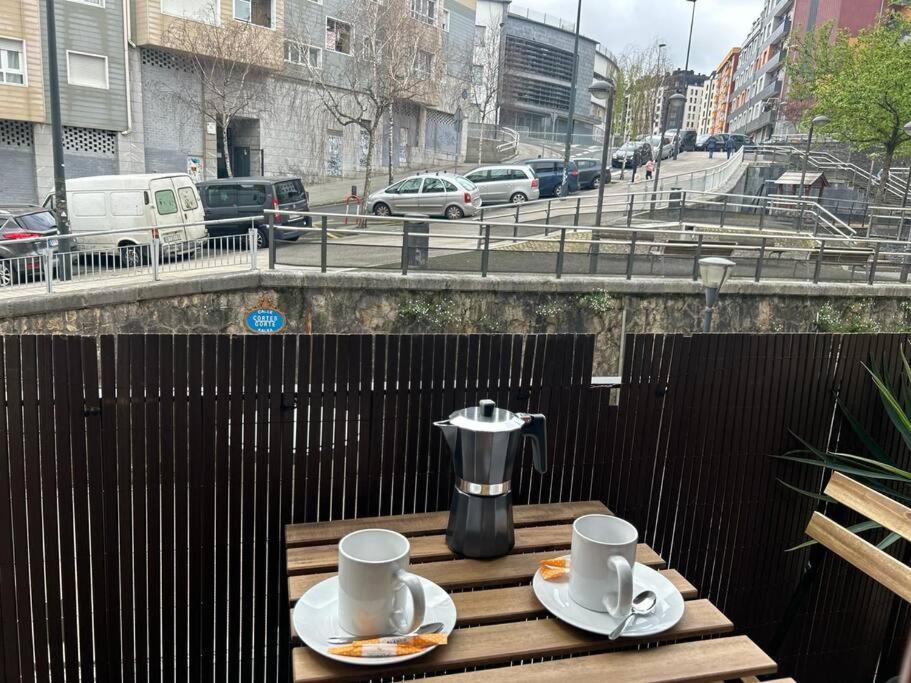 Piso Deluxe Con Balcon Cerca Del Casco Viejo Leilighet Bilbao Eksteriør bilde